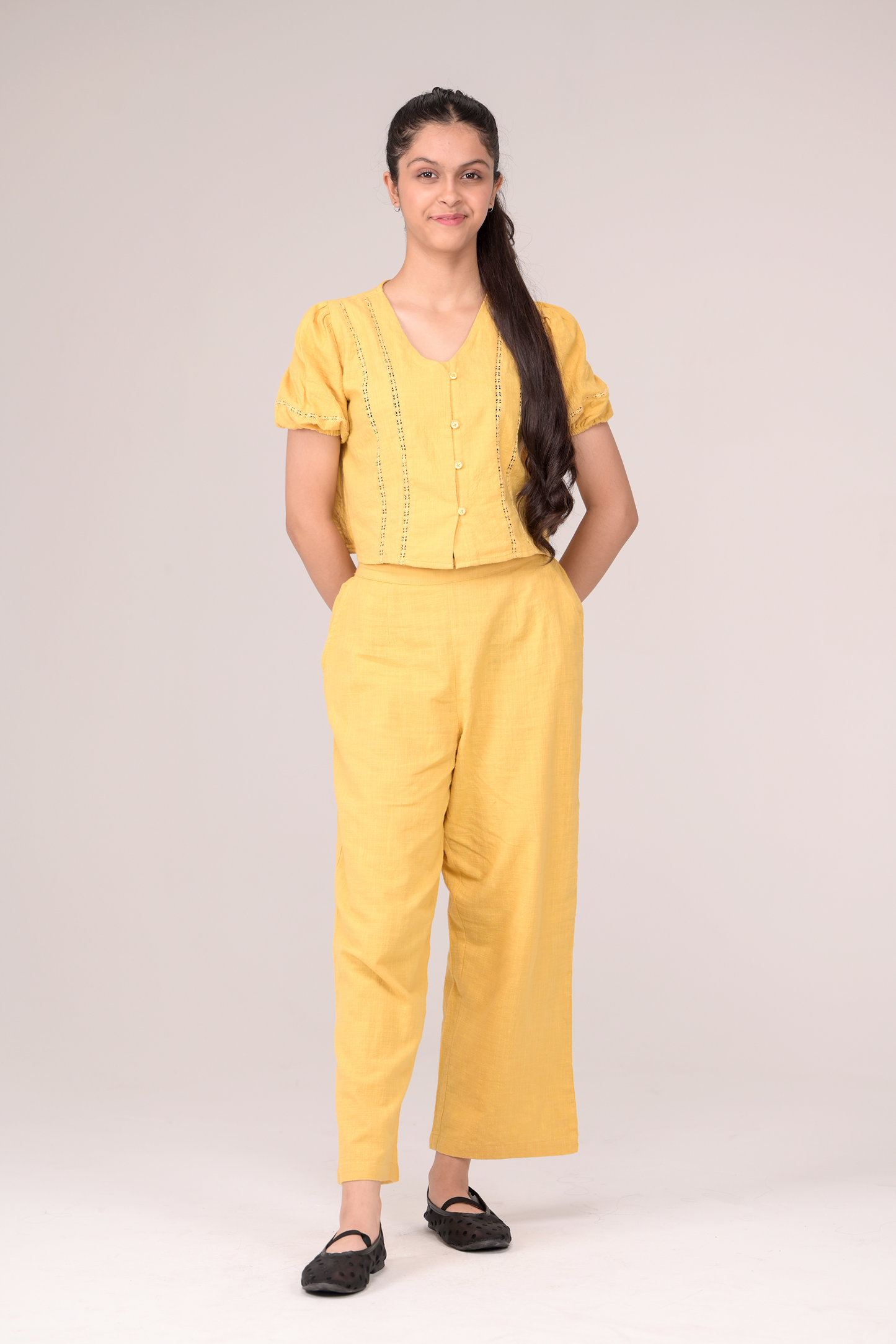 V‑neck top matched with snug waistband bottoms