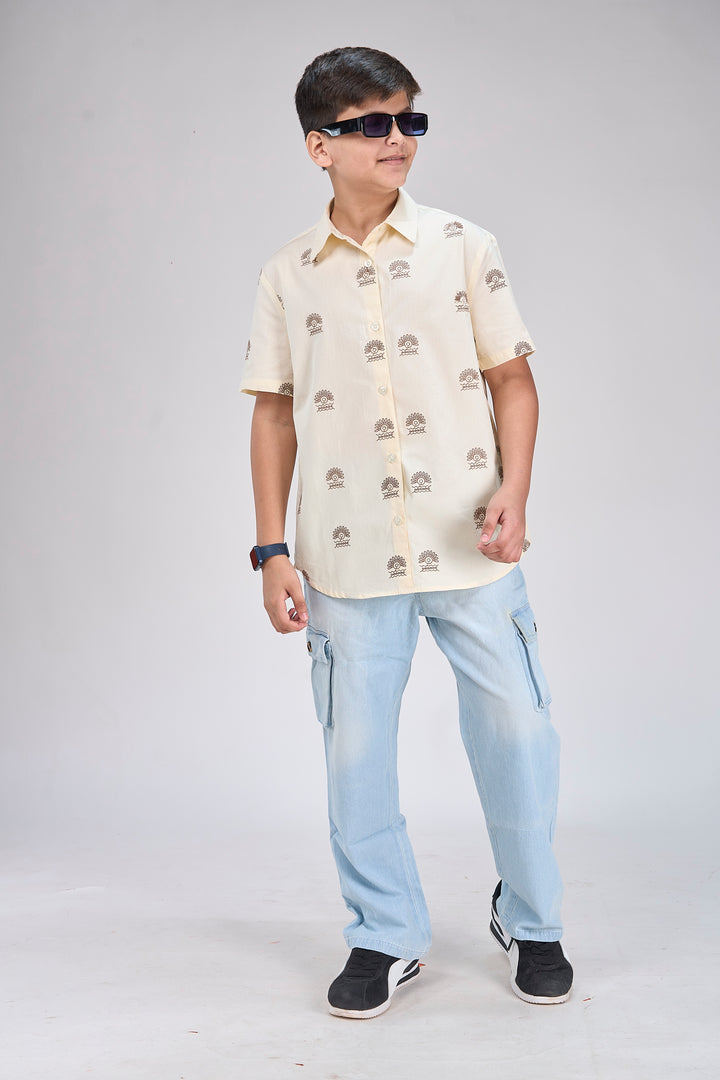 Stylish Poplin Shirt with All-Over Detailing