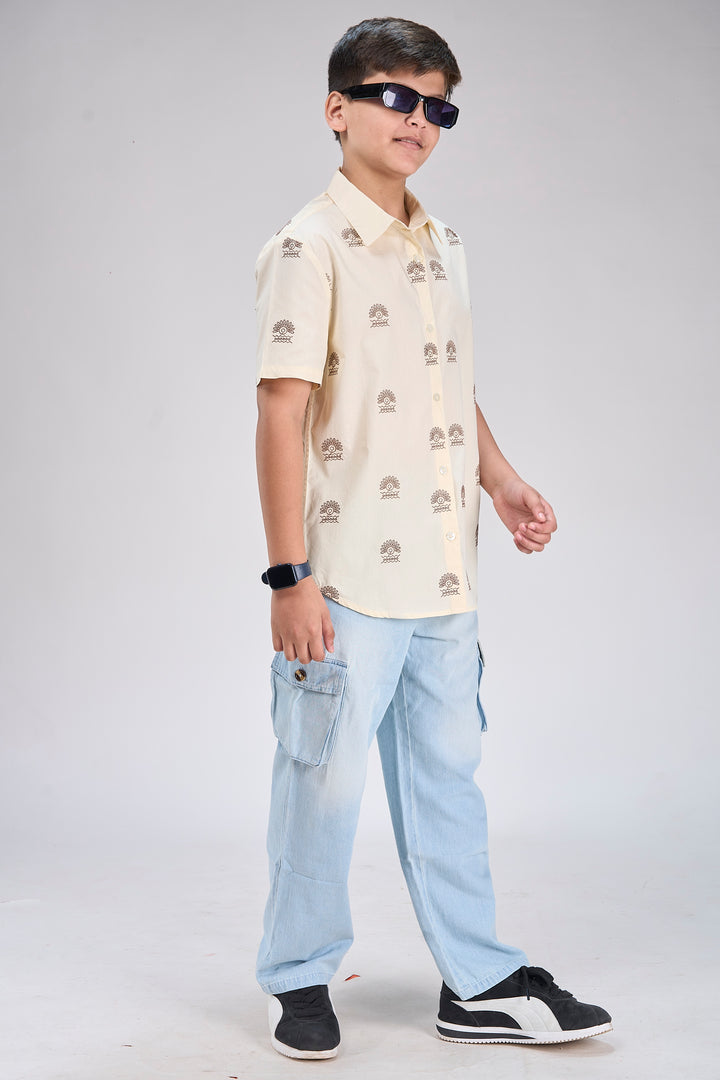 Stylish Poplin Shirt with All-Over Detailing