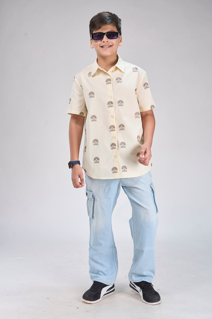 Stylish Poplin Shirt with All-Over Detailing