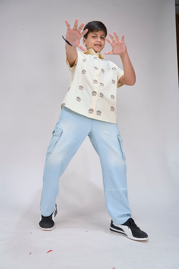 Stylish Poplin Shirt with All-Over Detailing