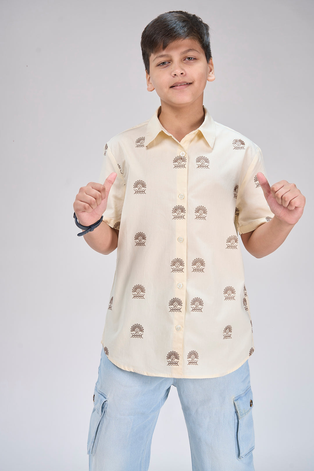 Stylish Poplin Shirt with All-Over Detailing