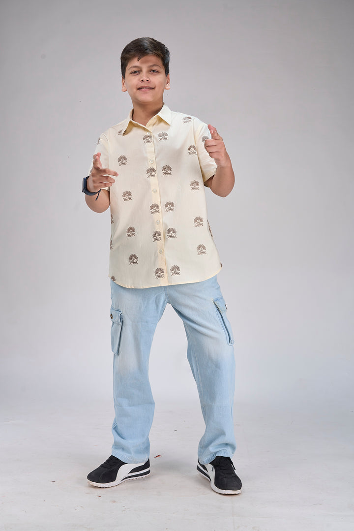 Stylish Poplin Shirt with All-Over Detailing