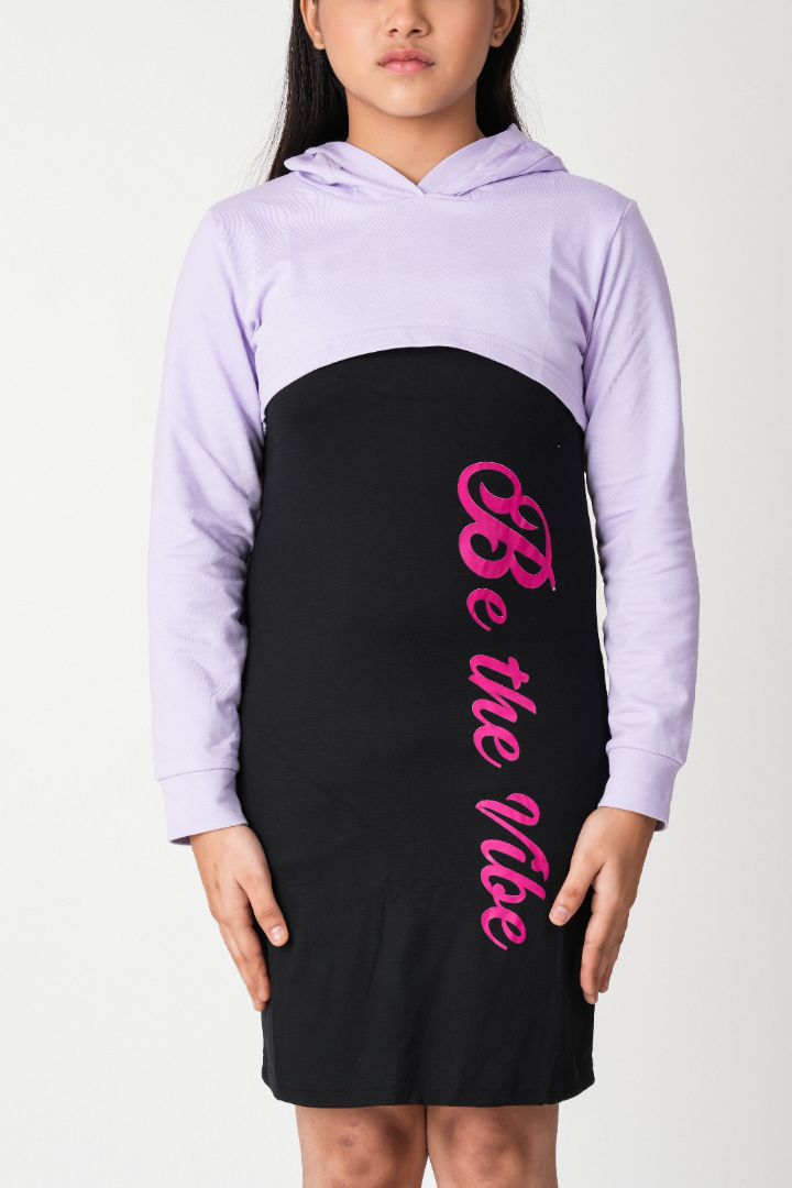 Girls 2-Piece trendy Summer Outfit Set – Black Dress with Print & Hoodie Shrug