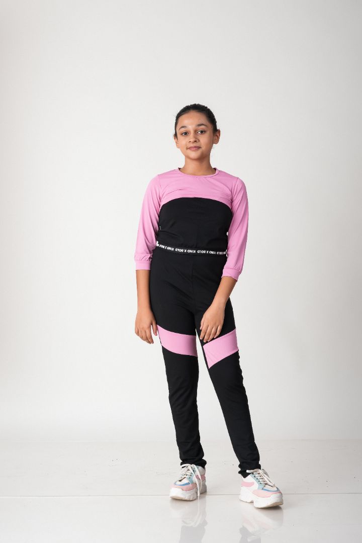 ATHLZR Colorblock Three-Piece Activewear Set – Pink & Black