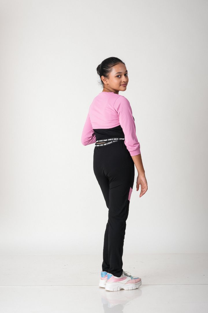 ATHLZR Colorblock Three-Piece Activewear Set – Pink & Black