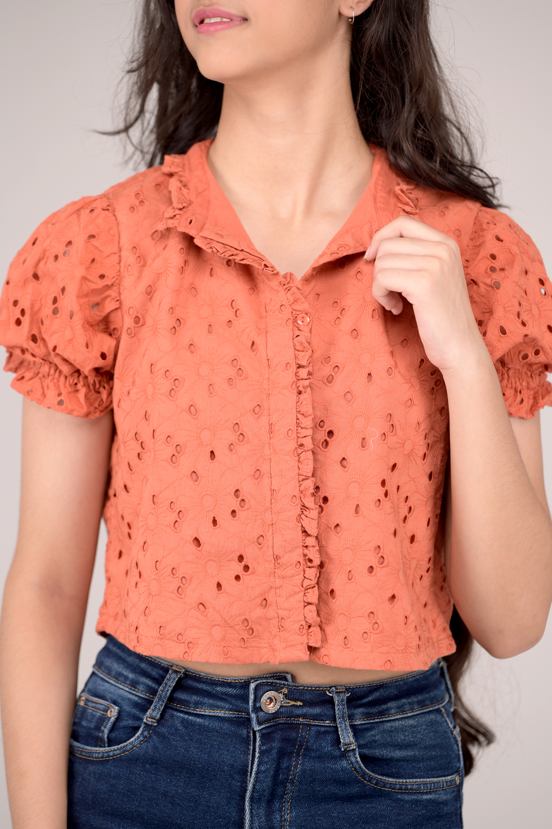 Collared-top with soft gathers