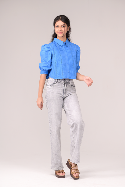Puff-sleeved top